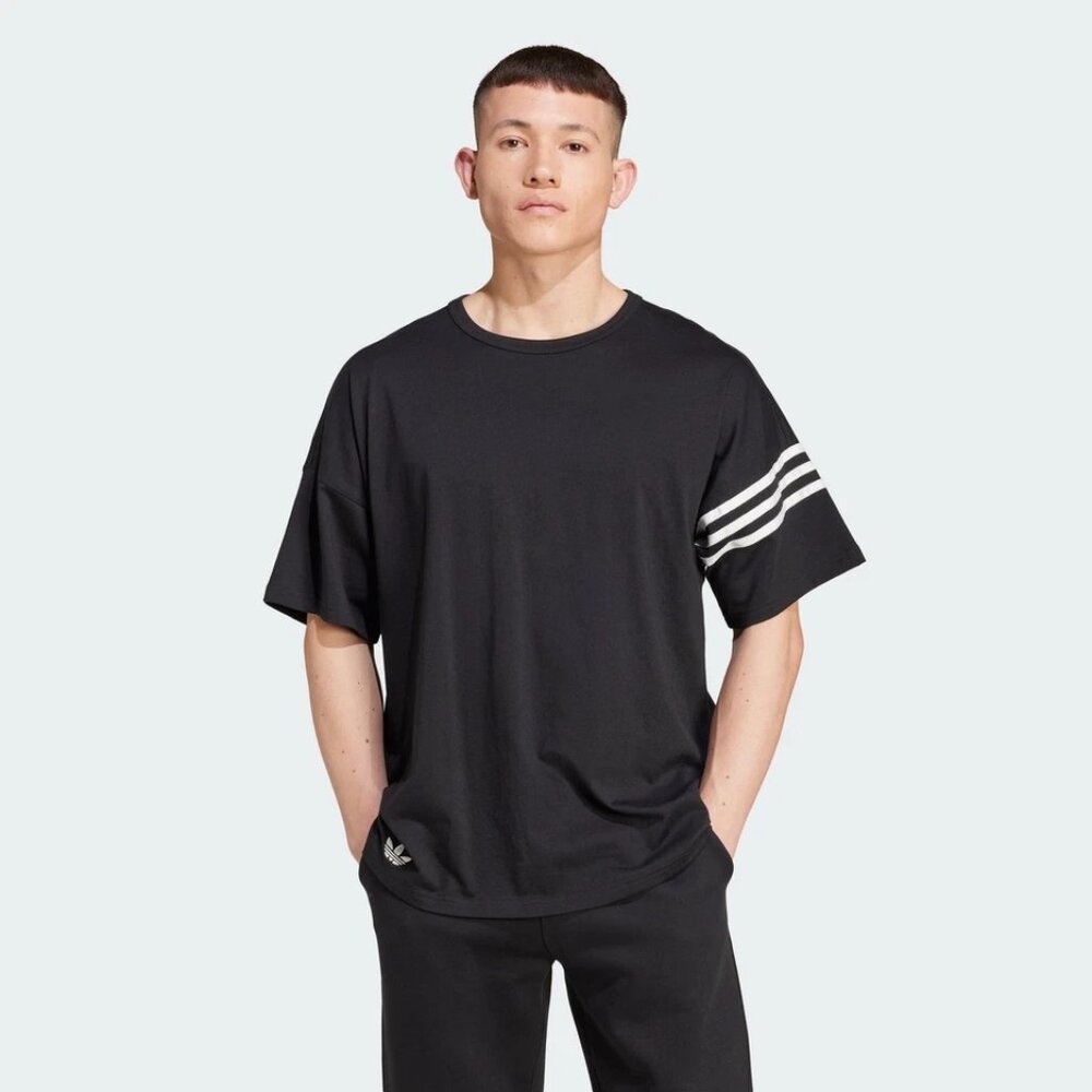 adidas men Adicolor Neuclassics Tee